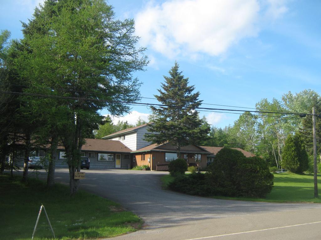 舍布鲁克乡村酒店 Sherbrooke 外观 照片